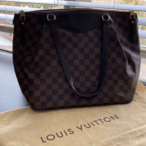 Louis Vuitton Handbags - Authentic Louis Vuitton bag